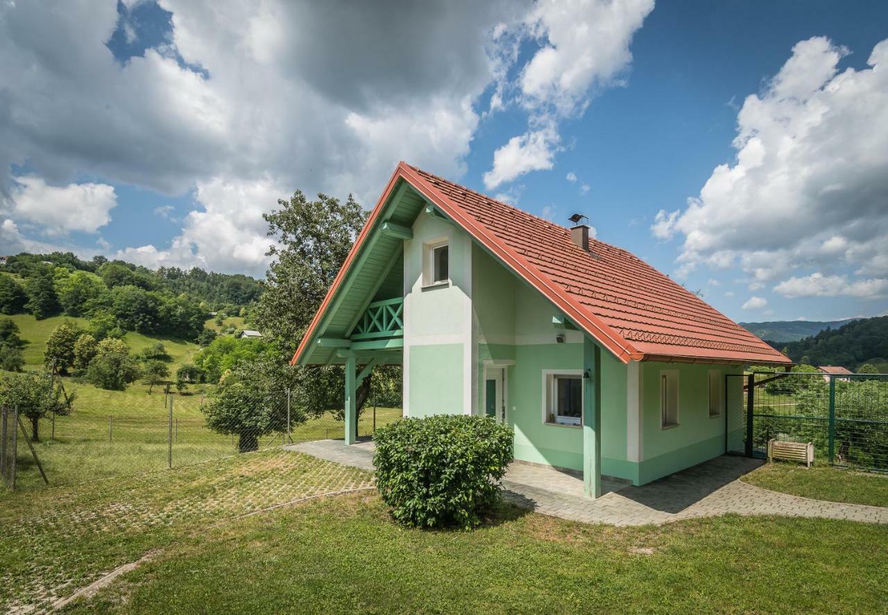 Holiday Home Neokrnjena Narava Sevnica Bagian luar foto